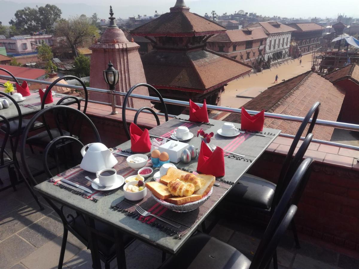 Khwapa Chhen Hotel Bhatgoan Exterior photo